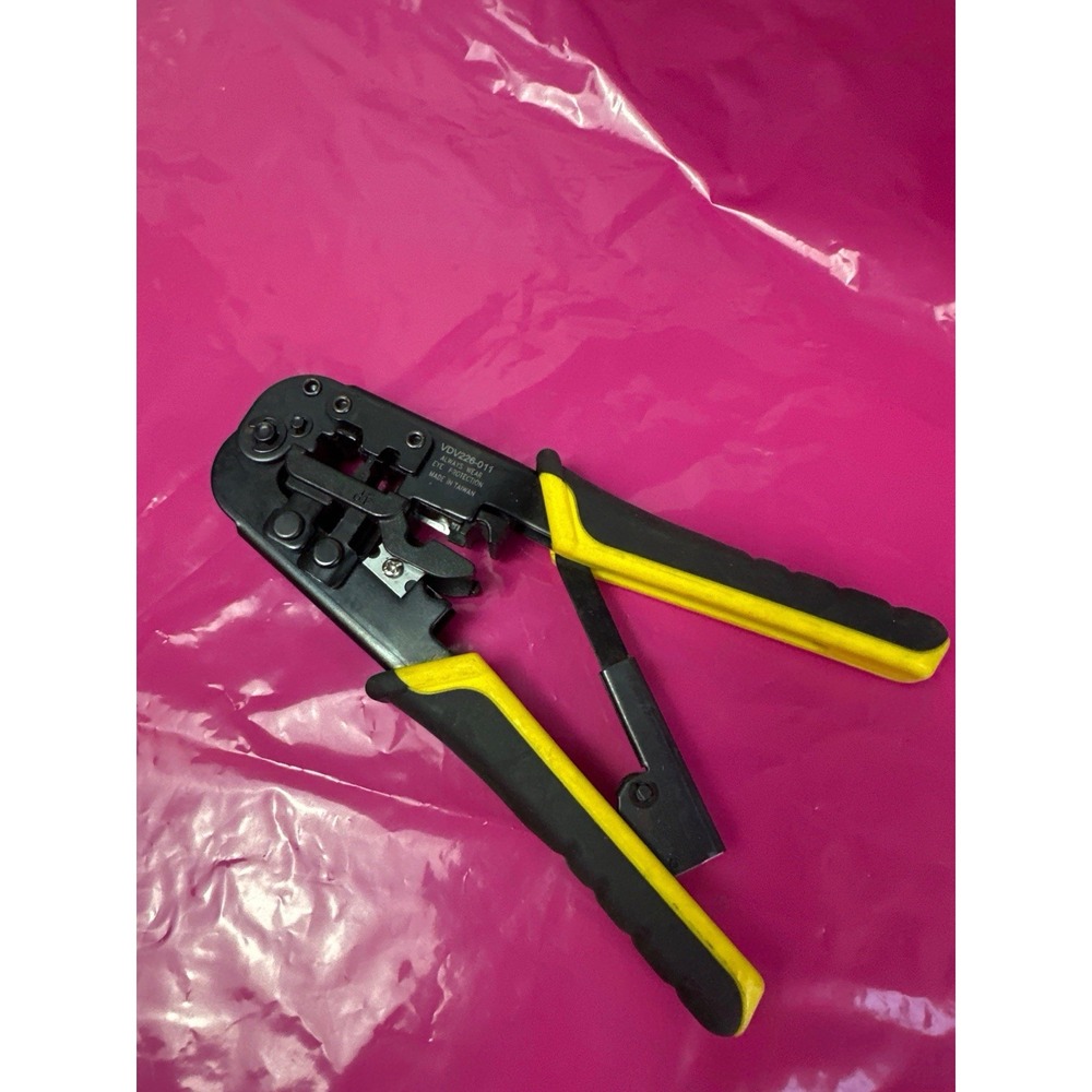 Klein Tools VDV226-011 Ratcheting Modular Crimper Stripper Cutter RJ45 RJ11 RJ12 - Picture 5 of 5